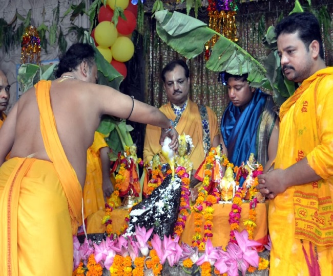 राधादामोदर मंदिर